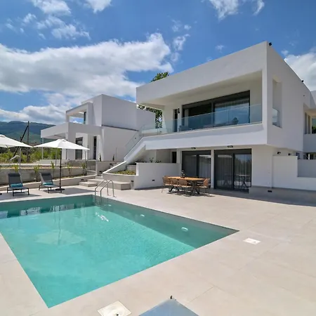 Apex Premium Living Leptokariá