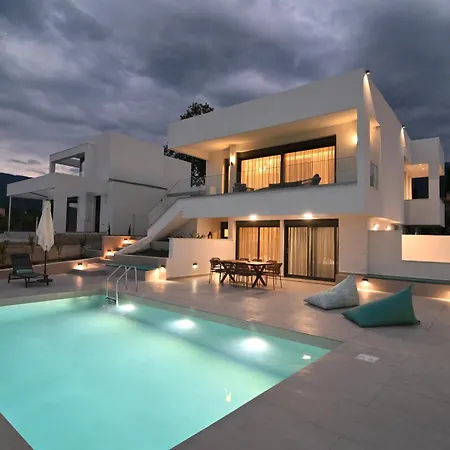 Apex Premium Living Villa *